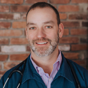 Andrew Hersman headshot, Andrew Hersmam DVM western MA, western MA animal hospital, springfield MA animal hospital, veterinarian springfield MA